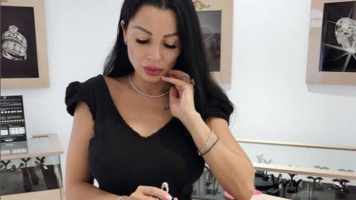 toata-lumea-se-ruga-pentru-mine--brigitte-pastrama--moment-puternic--in-biserica-am-inceput-sa-vorbesc-in-niste-limbi-necunoscute_44417300