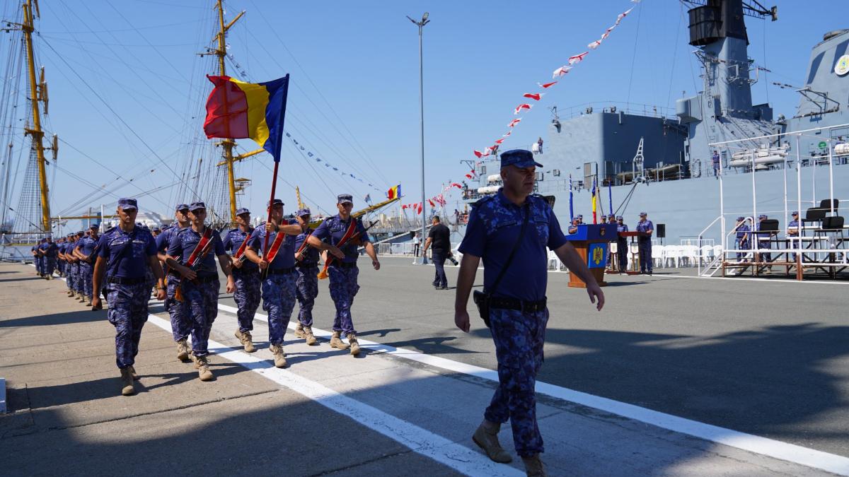 ziua-marinei---15-august--programul-evenimentelor-pregatite-de-fortele-navale-romane-la-bucuresti--constanta--tulcea--mangalia--braila--galati-si-bicaz_86259000