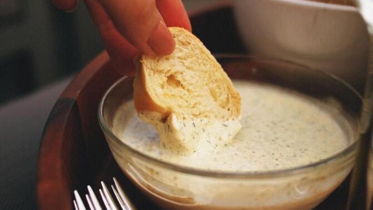 cea-mai-buna-reteta-de-maioneza--pe-care-intreaga-familie-o-va-adora---in-10-minute-deliciul-e-gata_86317300