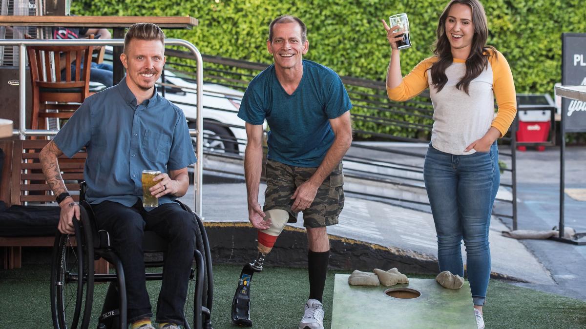 implantul-de-maduva-a-coloanei-poate-ajuta-pacientii-paralizati-sa-se-deplaseze-din-nou_52792500