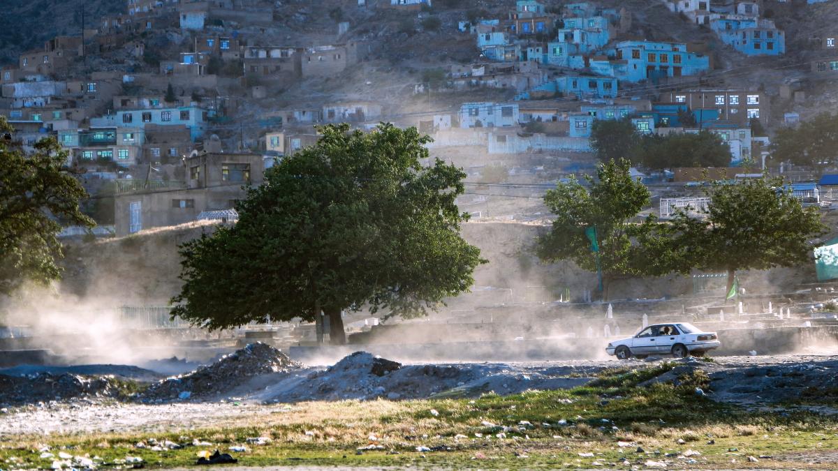 o-explozie-din-kabul-a-ucis-12-persoane--principalul-spital-din-oras-a-fost-luat-cu-asalt-de-raniti_93451200