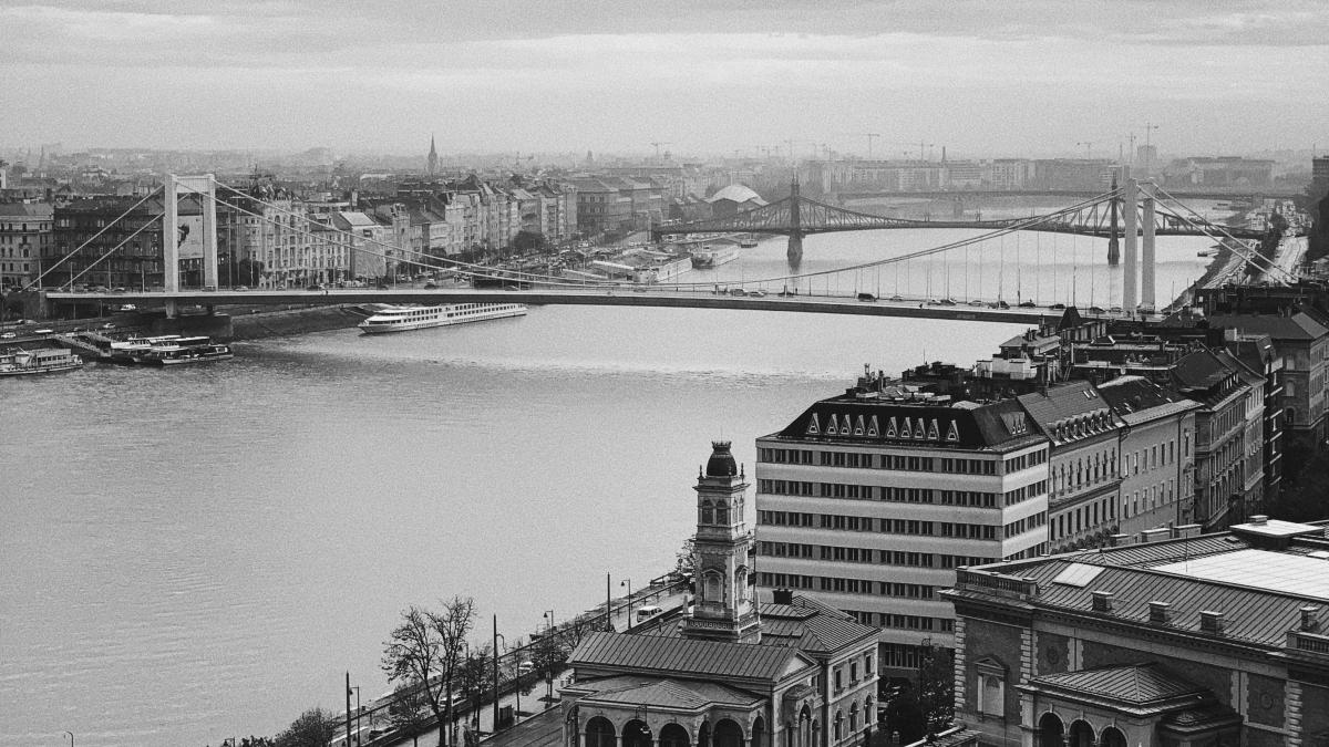 dunare_nave_razboi_pxl_27870400