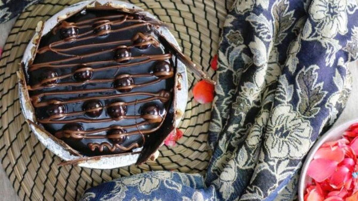 desert-delicios-de-ciocolata---fara-faina-si-fara-oua--toata-familia-te-va-lauda_09618100