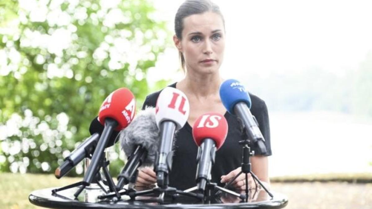 sanna-marin-aplaudata-in-picioare-dupa-ce-si-a-justificat-prezenta-la-petreceri--prc-e2prc-80prc-9dmi-e-dor-de-bucurie--de-distractie-si-de-stralucireprc-e2prc-80prc-9d_62320900