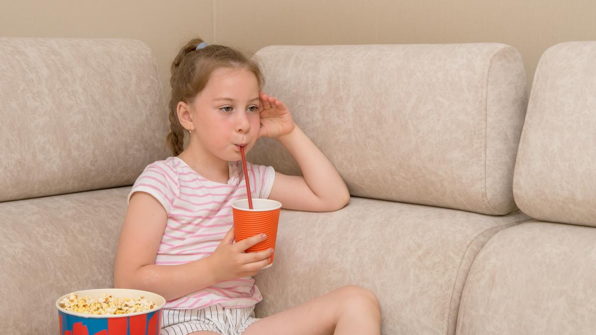 copil-televizor_99623400