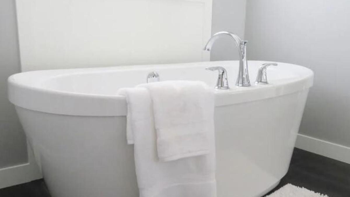 gospodinele-cu-experienta-nu-cumpara-produse-chimice--iar-cada-lor-straluceste---iata-secretul-lor_51315500