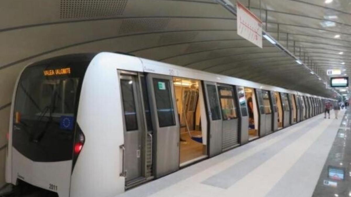 metroul-va-circula-cu-5-km-intre-romana-si-piata-victoriei--metrorex---se-fac-lucrari_33725200