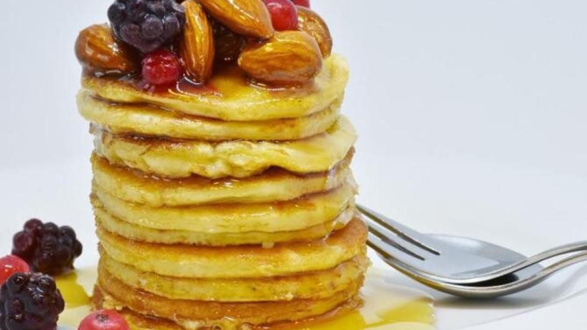 nu-aruncati-laptele-acru---preparati-niste-clatite-pufoase-si-delicioase_34768100