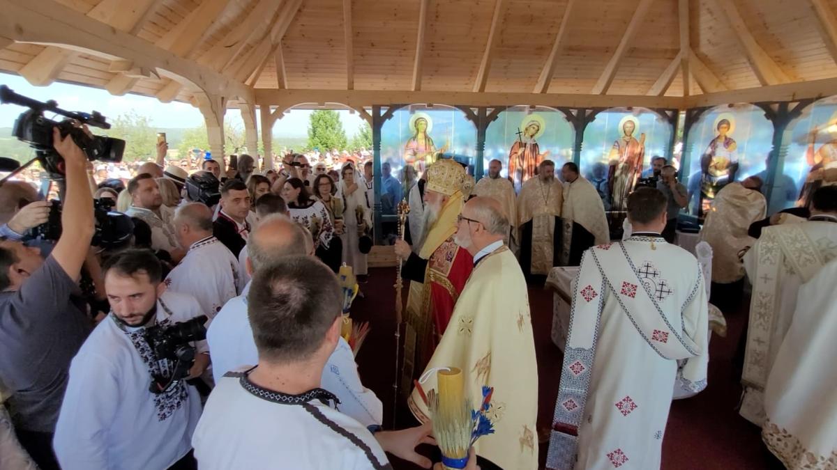 nunta-lui-george-simion--imagini-foto-video-si-informatii-de-la-fata-locului--2_42065800