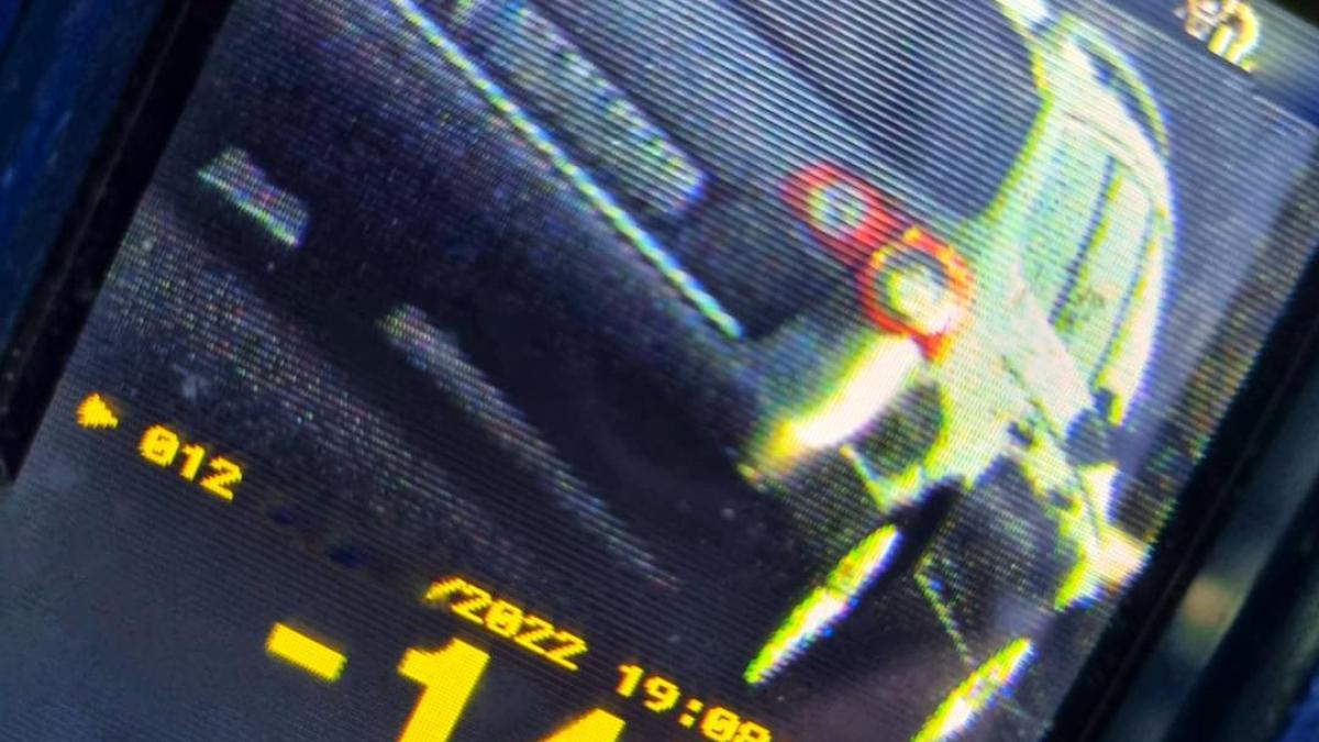 viteza_politie_sofer_ascuns_biserica_fb_05240400