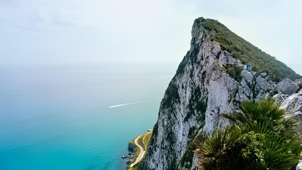 gibraltar_49178100