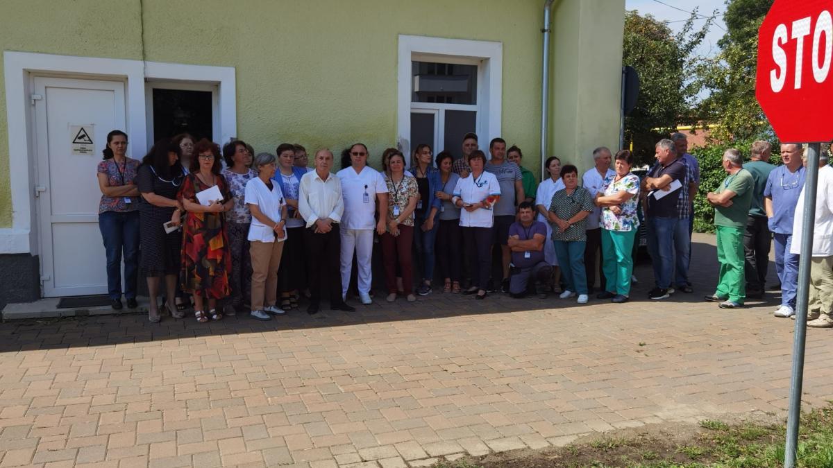 targu-neamt-protest-spital_37895700