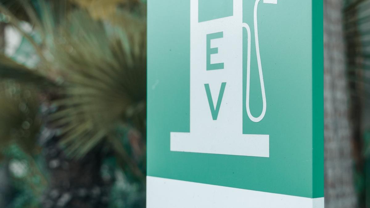 masini_electrice_pret_infrastructura_pxl_96300200