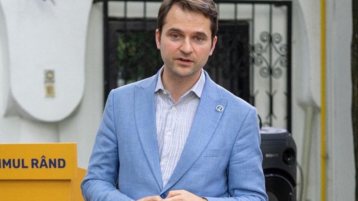 sebastian-burduja_12032200