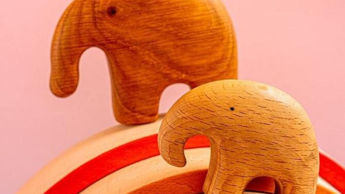 aceste-obiecte-atrag-saracia-in-casa---arunca-le-imediat-daca-vrei-sa-ai-bani-in-buzunare_57639900