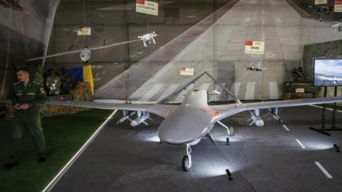 romania-vrea-sa-cumpere-drone-bayraktar--valoarea-contractului-de-achizitie_51432100