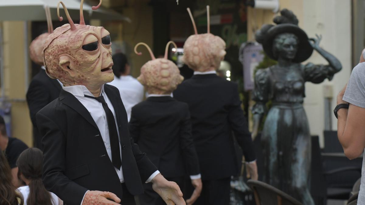 a-fost-si-in-acest-an-festivalul-prc-e2prc-80prc-9epuppets-occupy-streetprc-e2prc-80prc-9d-craiova-prc-e2prc-80prc-93-taramul-povestilor-pline-de-culoare-si-speranta-9_84443600