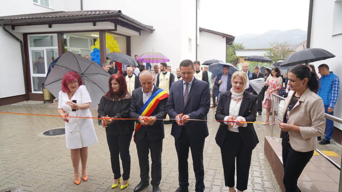 inaugurare-scoala_30213000