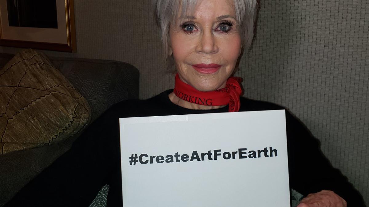 jane_fonda_cancer_fb_56312500