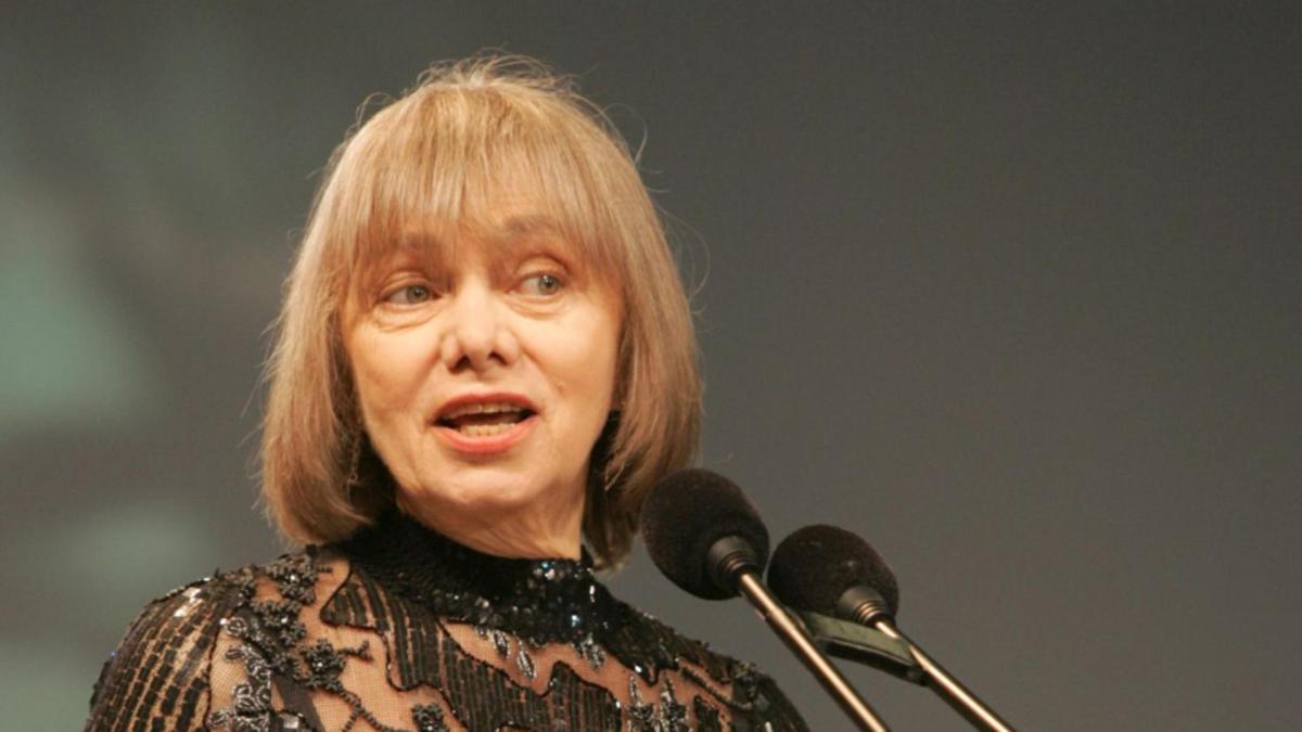 valeria-seciu_57463400