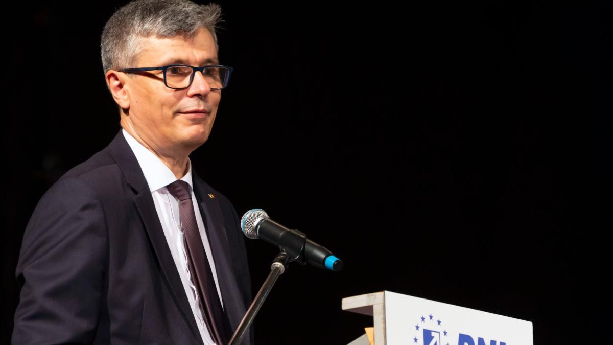 votul-privind-motiunea-simpla-a-usr-impotriva-ministrului-energiei--virgil-popescu--in-sedinta-de-miercuri-a-camerei-deputatilor_48210200