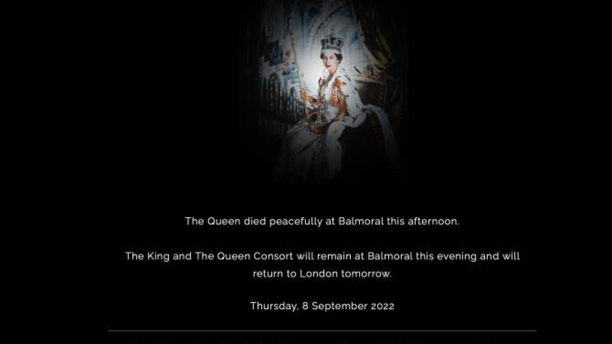 a-murit-regina-elisabeta-site_11122300