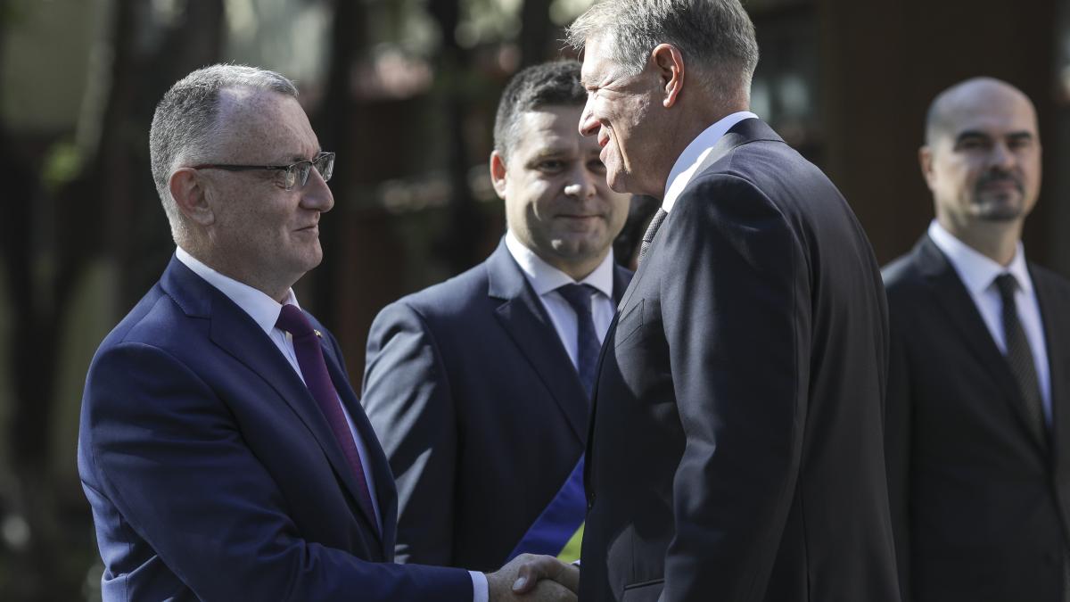 iohannis-cimpeanu-onuid201843_inquam_photos_octav_ganea_56137900