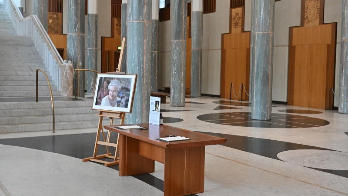 steagul-de-la-ambasada-marii-britanii-la-bucuresti--in-berna_52743800