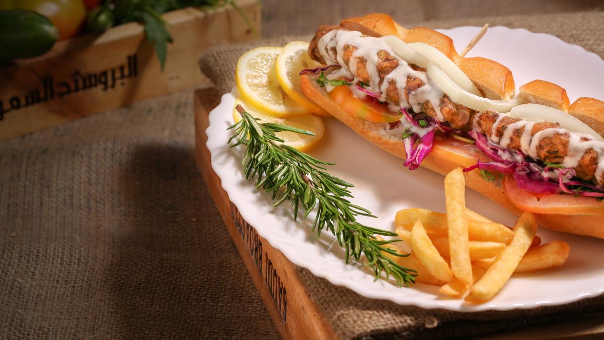 crenvursti-pane--reteta-inedita-pentru-o-gustare-savuroasa_92027700