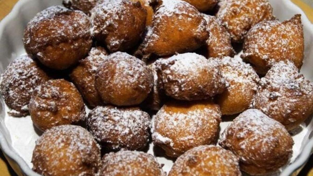 ai-prea-multe-mere--prepara-niste-gogosi-pufoase-si-delicioase_46442000