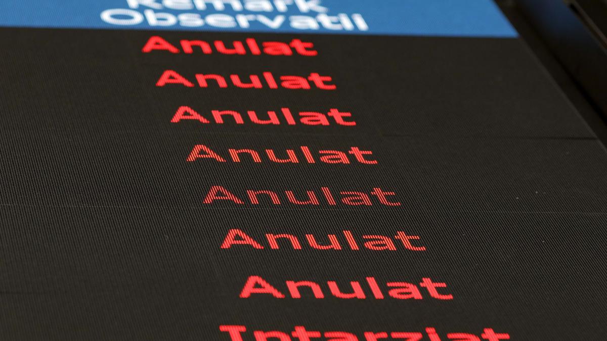 corpul-de-control-al-premierului--trimis-la-ministerul-mediului-pentru-a-verifica-blocarea-conturilor-blue-air-surse_48672200