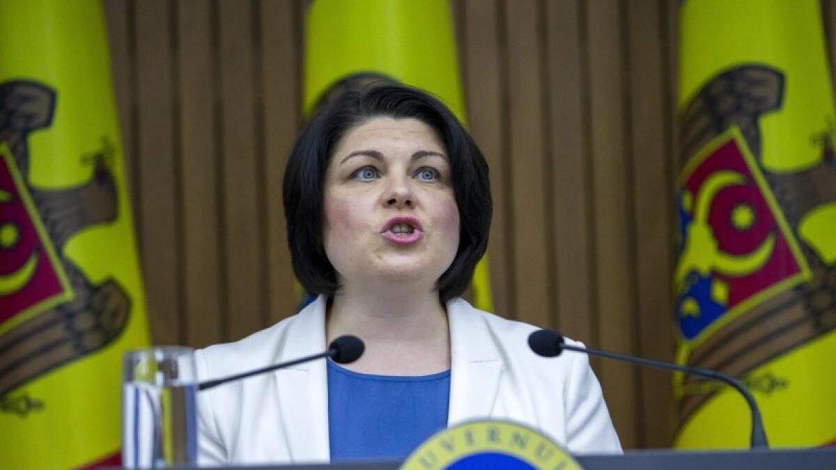 socialistii-si-comunistii-au-depus-motiune-de-cenzura-impotriva-guvernului-proeuropean-al-republicii-moldova_83170200