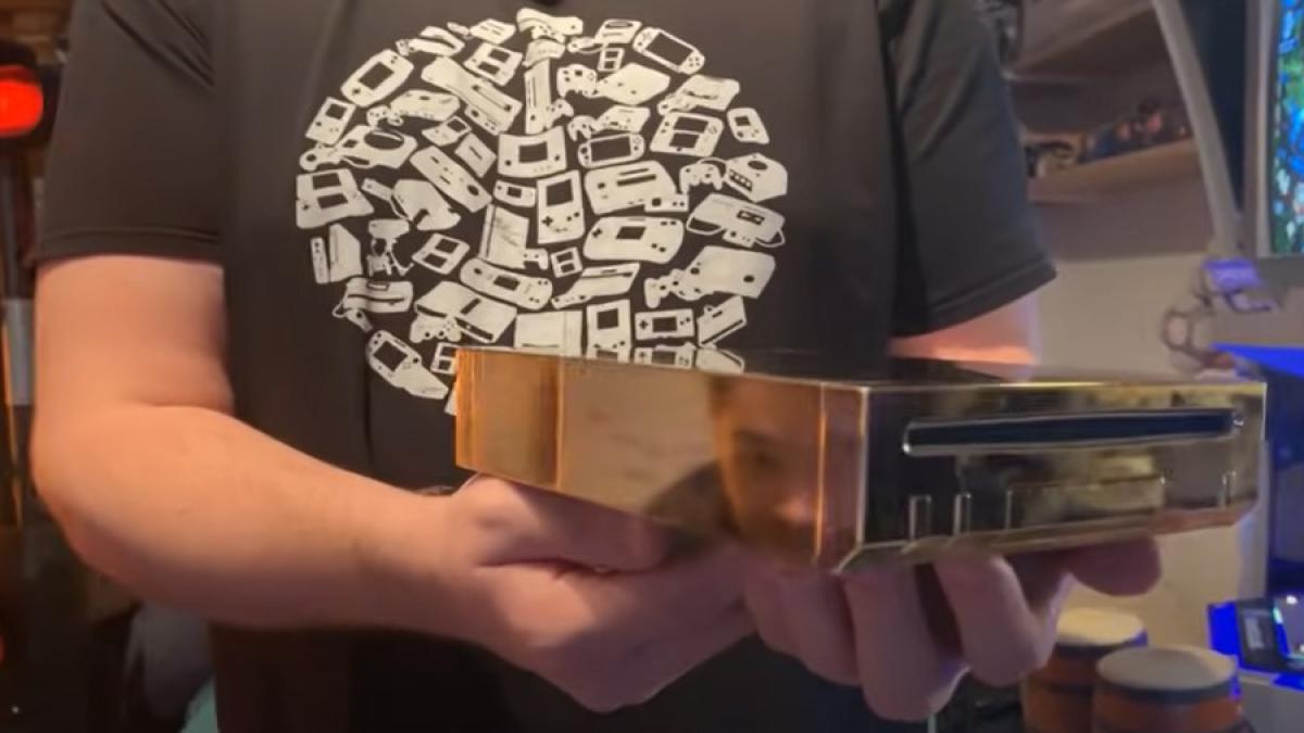 consola-de-aur_21866100