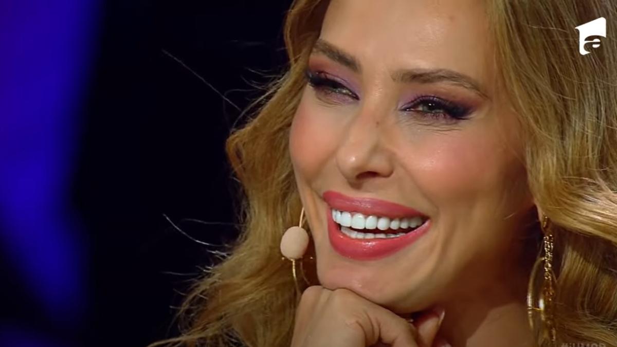 iulia_vantur_iumor_77270400