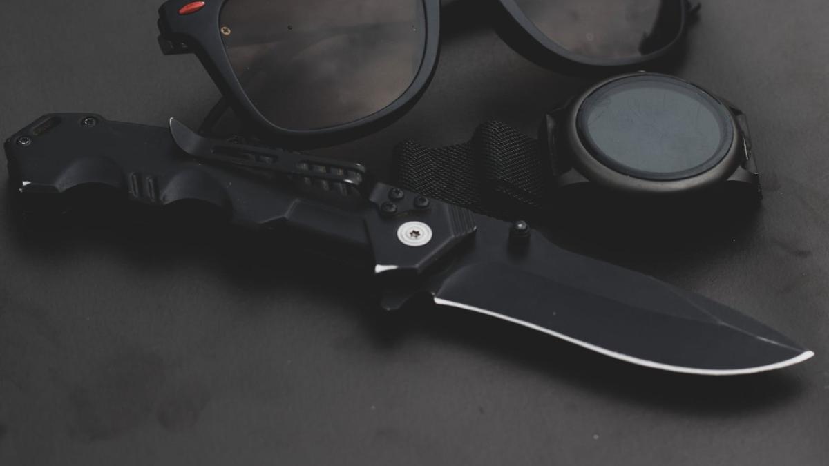 barbat-de-44-ani--arestat-dupa-ce-a-injunghiat-doua-persoane--in-judetul-botosani_11037300