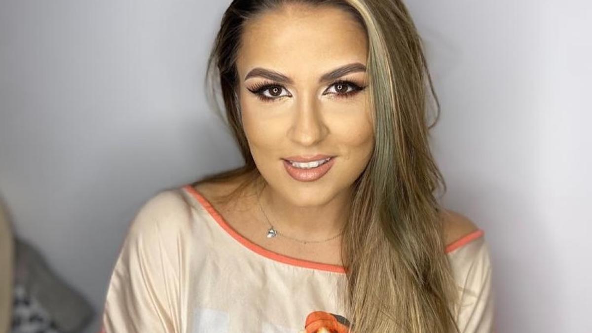 cristina-almasan-nu-vrea-sa-si-boteze-religios-fetita-cu-siguranta-nu-oprc-c2prc-a0lasamprc-c2prc-a0pe-eaprc-c2prc-a0saprc-c2prc-a0aleaga_08258600