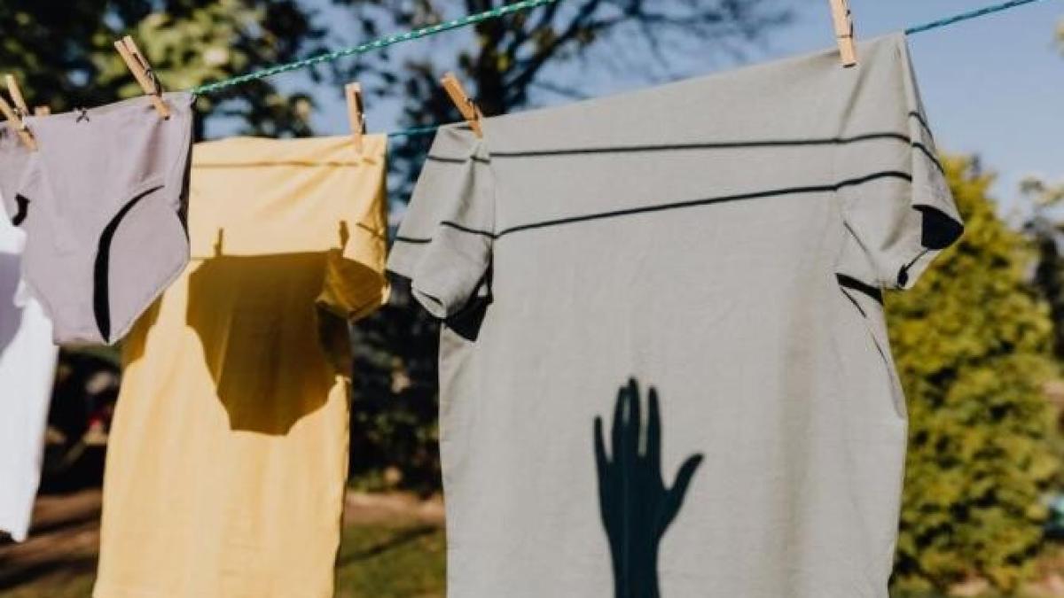 balsamul-pentru-rufe-s-a-terminat--folositi-acest-ingredient-din-bucatarie-si-hainele-vor-fi-moi-si-catifelate_02629100