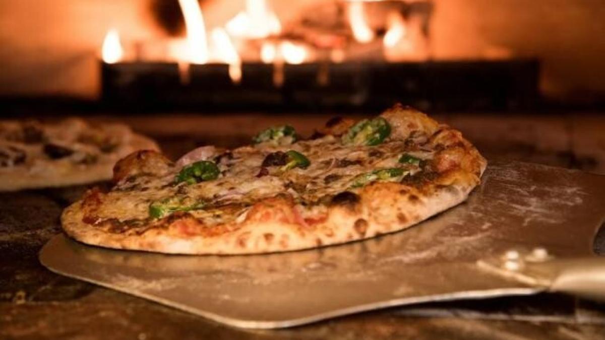 ceea-mai-buna-pizza-de-casa--te-va-cuceri-de-la-prima-bucatica_67530600