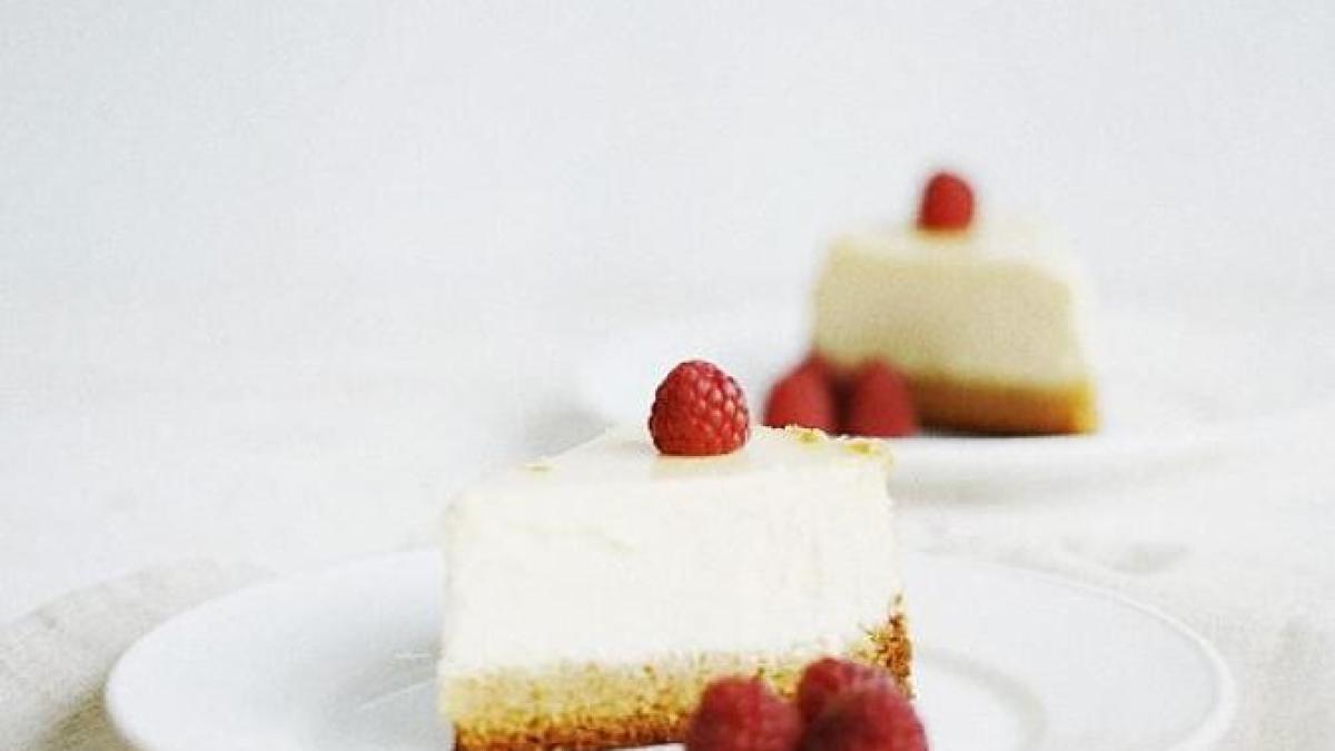 cheesecake-fara-coacere-cu-crema-de-branza--un-desert-cremos_14713500
