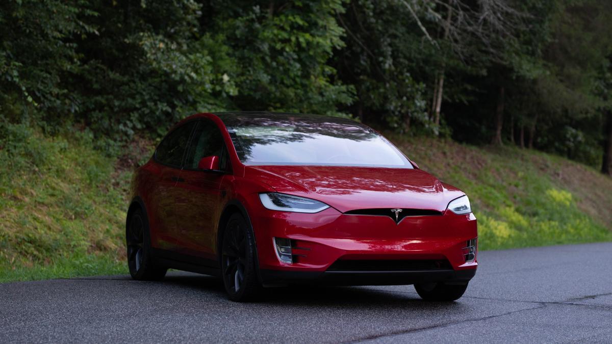 tesla-cheama-in-service-un-milion-de-masini--care-este-defectiunea_71119700