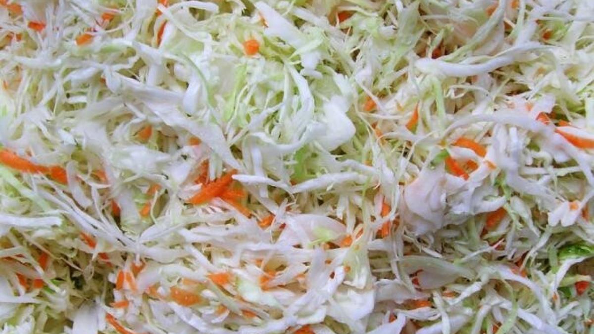 vvarza-murata-cu-ardei-dulce--este-crocanta-si-poate-fi-consumata-dupa-20-de-minute_17490900