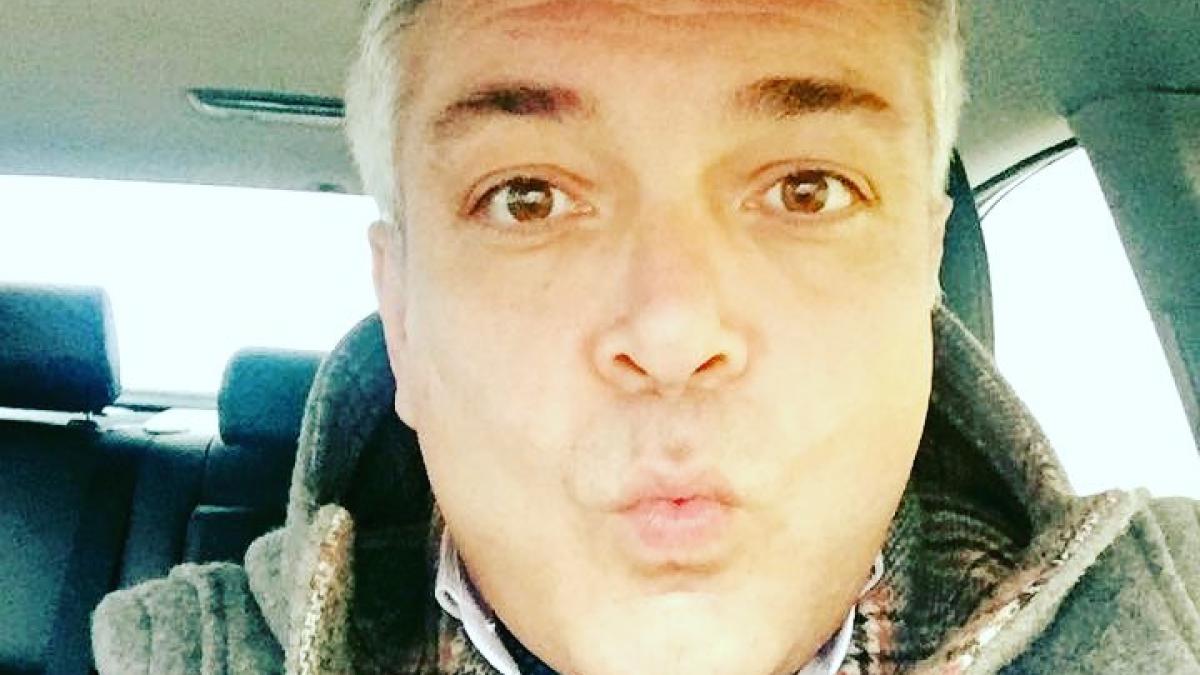 chef-salvo-lo-castro-sunt-celebru-scoate-ma-de-aici_86386300