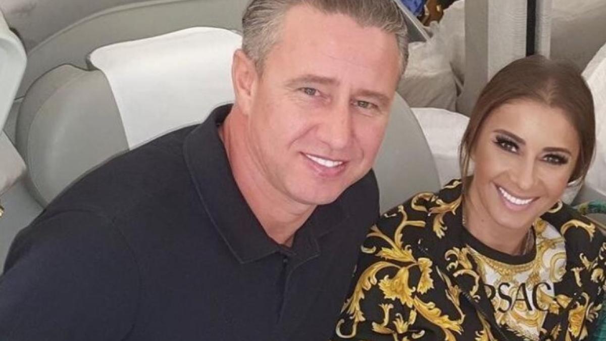 bataie-reghecampf-anamaria-prodan-avocatul-cuculis_42459200