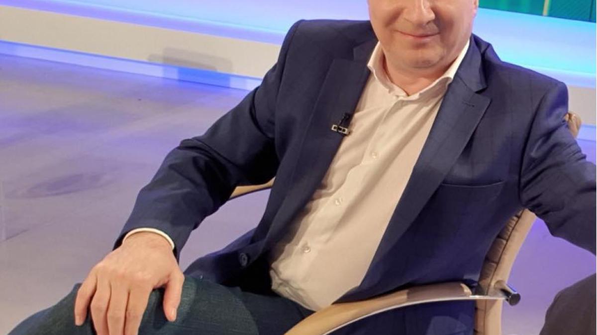 codrin_stefanescu_app_bor_apel_fb_42822300