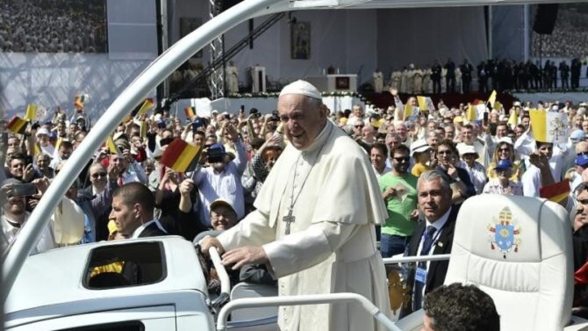 papa-francisc-va-merge-in-vizita-in-bahrein-in-perioada-3-6-noiembrie_99320100