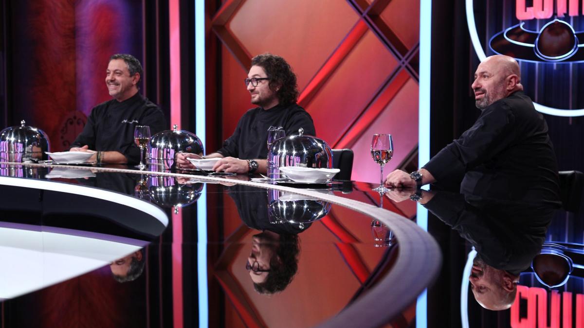 surpriza-de-proportii-la-chefi-la-cutite-am-fost-toti-trei-depasiti-de-moment--am-ramas-fara-cuvinte-1_67716700