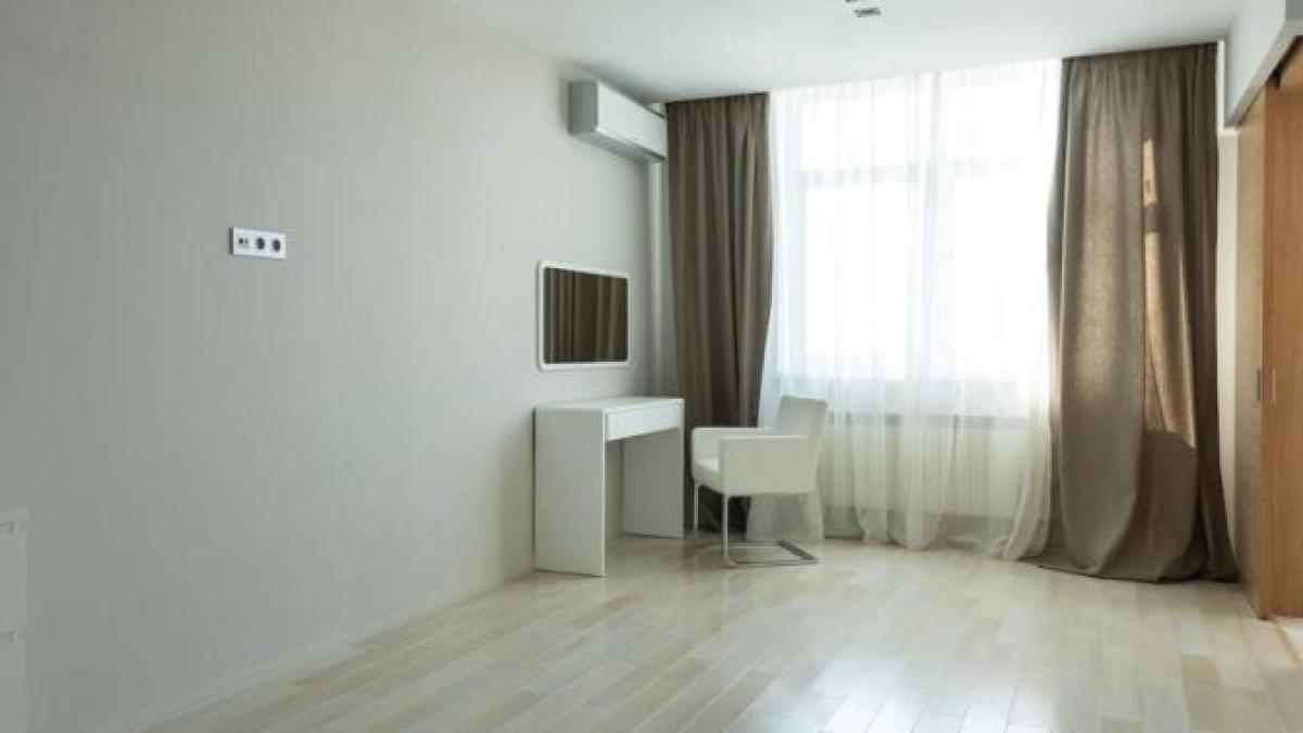 spala-draperiile-fara-sa-le-dai-jos-de-pe-sina--sfaturi-utile-pentru-gospodine_17143600