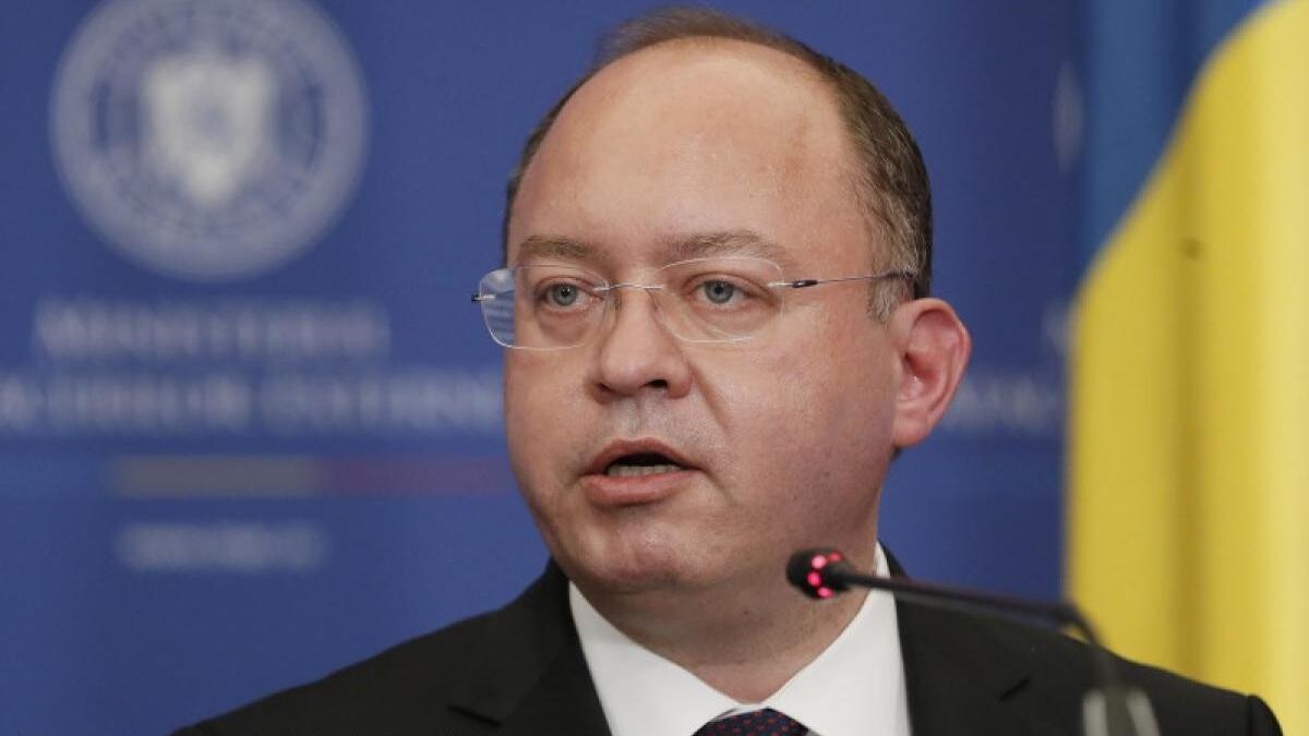 aurescu---discutii-la-new-york-cu-ministrul-mediului-din-emiratele-arabe-unite-despre-investitii-in-agricultura--energie--infrastructura_29772600