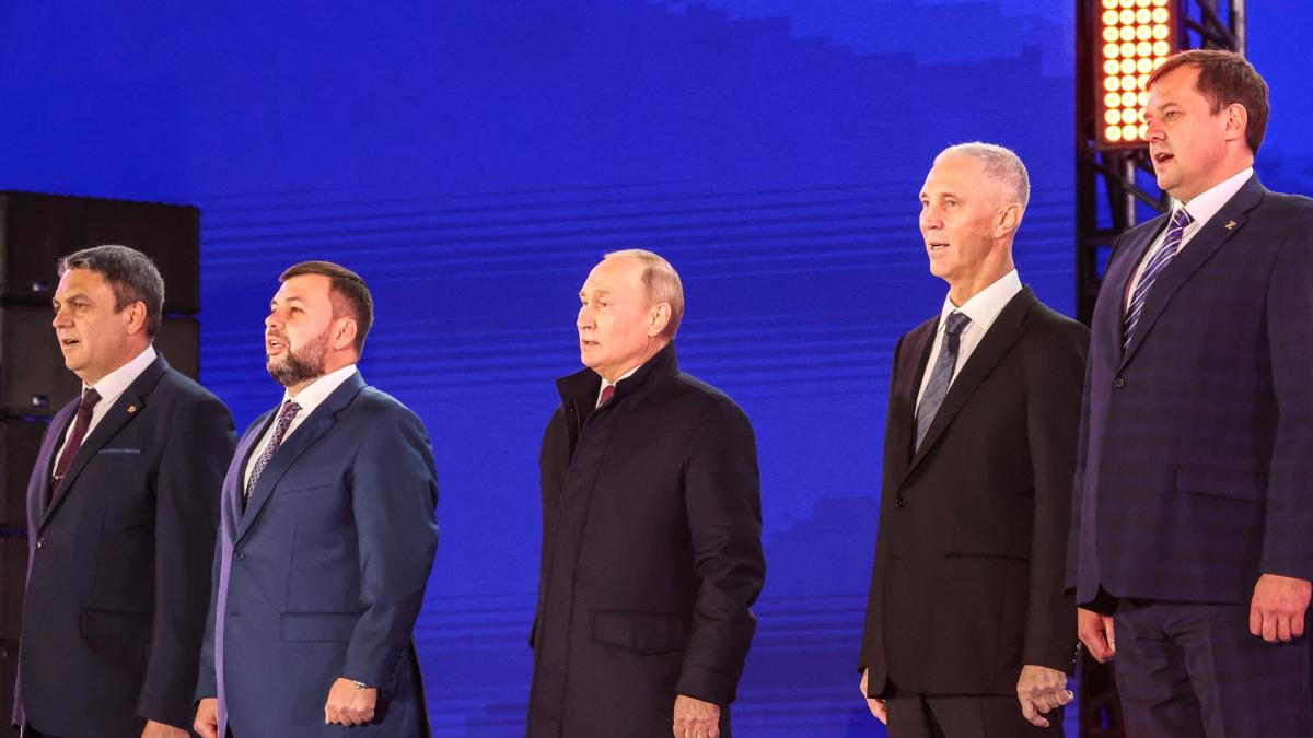 vladimir-putin-jacheta-rusia_73453600