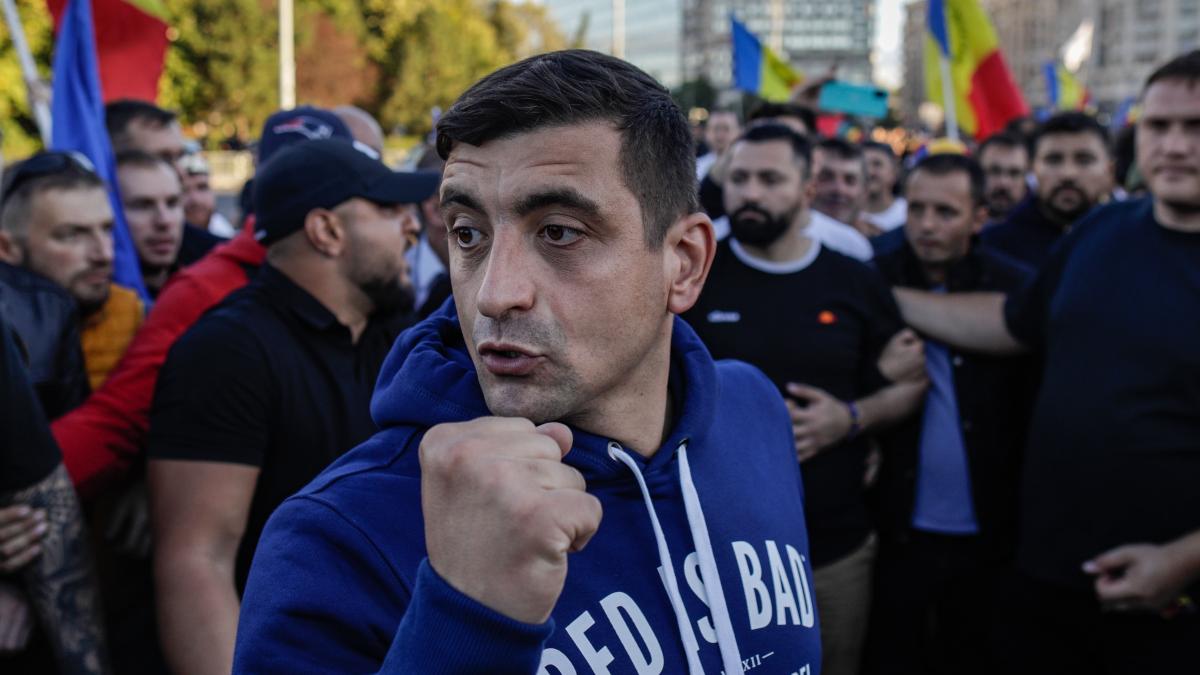 proteste_aur_sosoaca_007_inquam_photos_octav_ganea_80641200